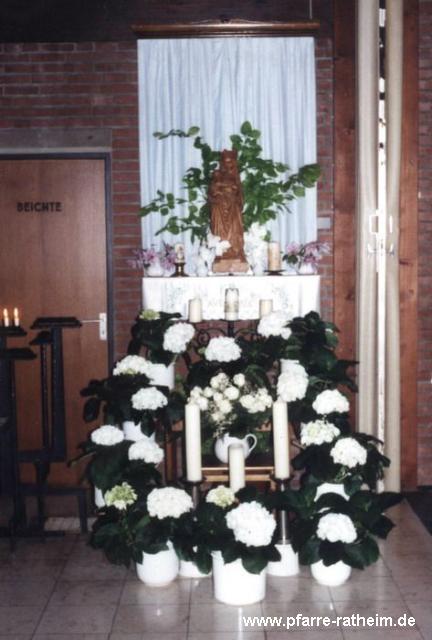 ratheim_hdb_maialtar_2002